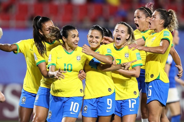 Câmara Municipal de Natal aprova ponto facultativo durante jogos da seleção feminina de Futebol