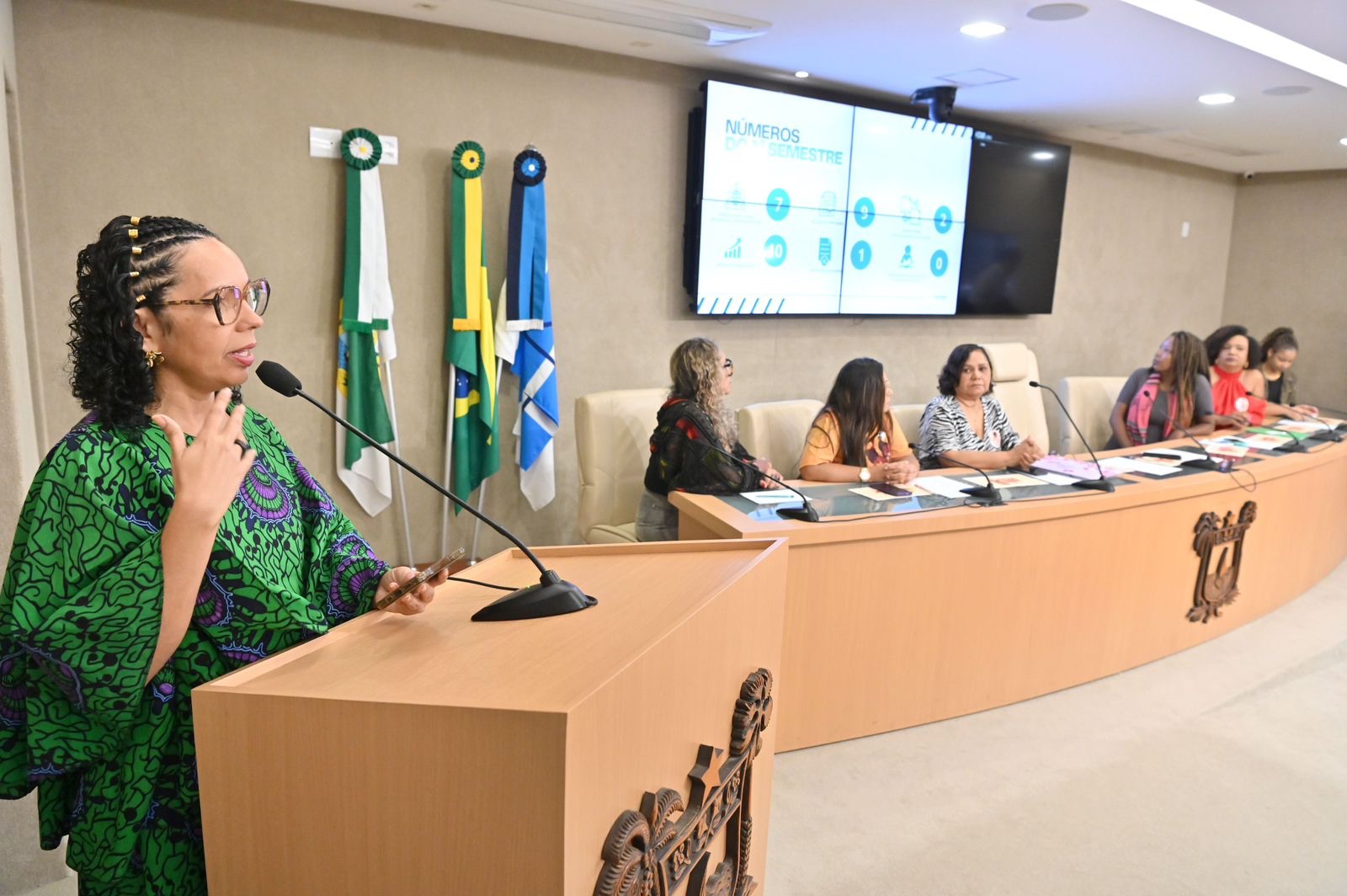 Julho das Pretas: Divaneide Basílio encerra semestre com audiência pública