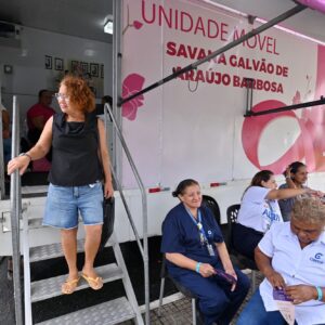 Parceria da ALRN com Grupo Reviver leva serviços gratuitos à Praça 7 de Setembro